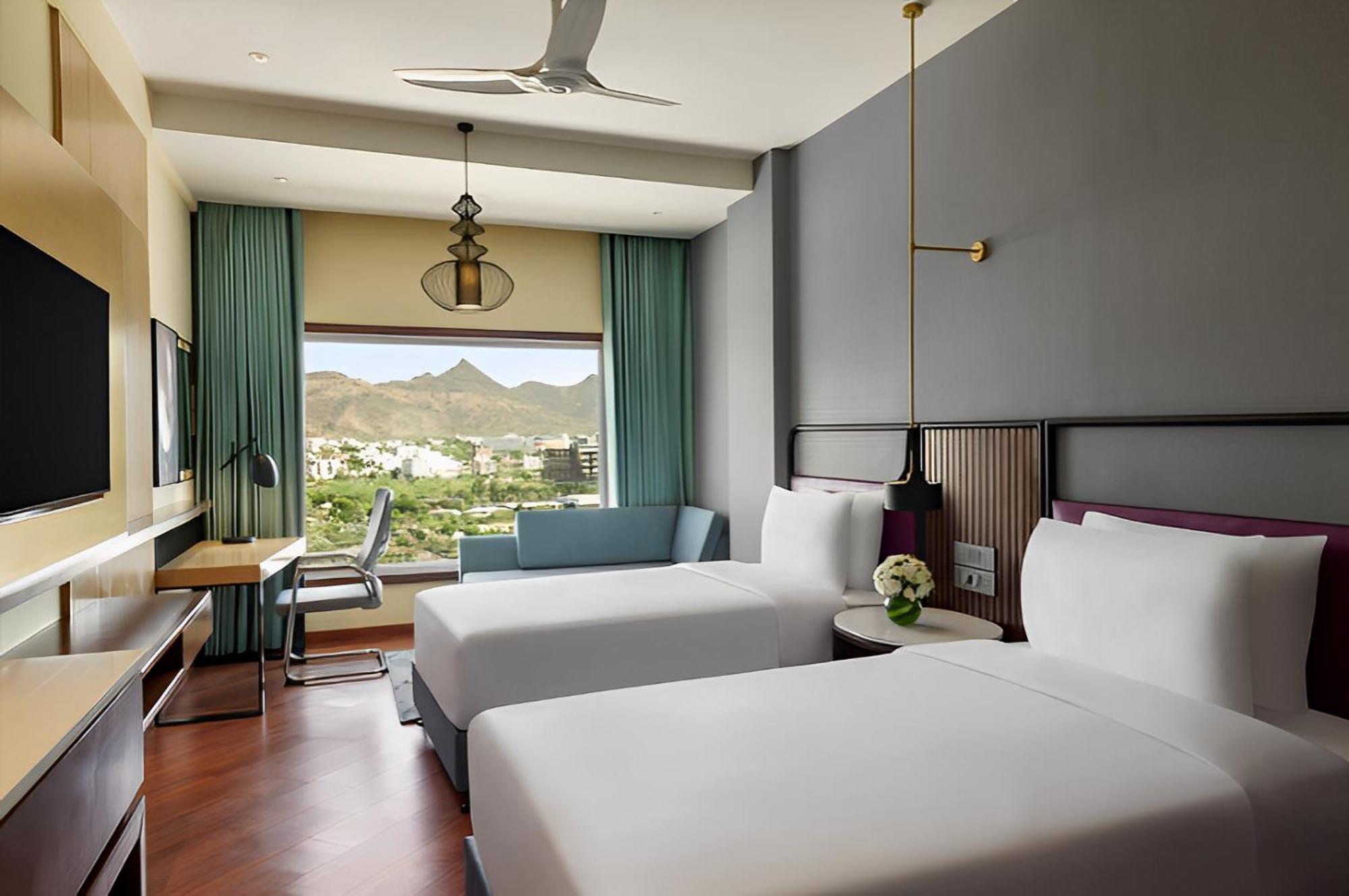 Ramada Encore By Wyndham Udaipur Roopnagar Εξωτερικό φωτογραφία